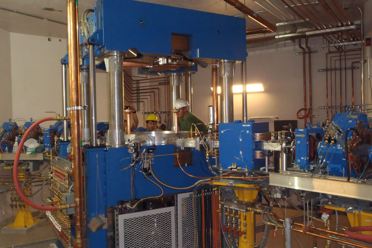 cyclotron fluid comp trainer